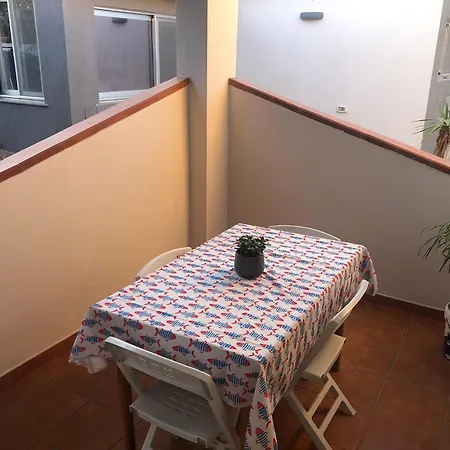 Ad Uso Turistico *